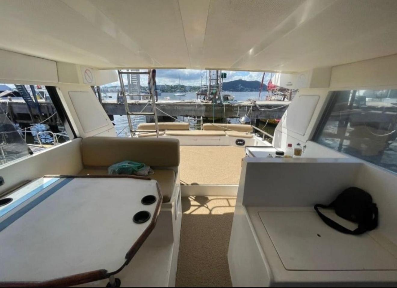 Passeio De Lancha Privativa Hotel en barco